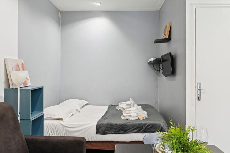 324 Suite Vanves - Superb Apartment In Paris Bagian luar foto